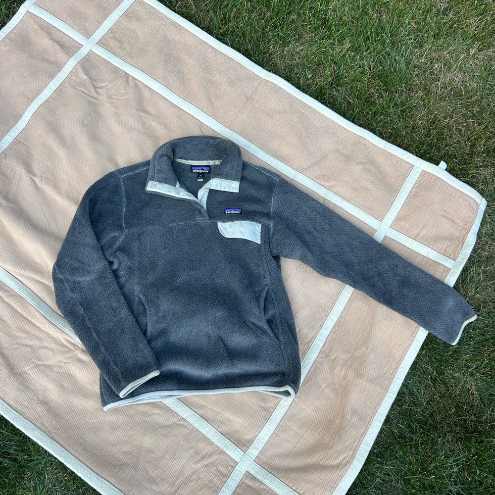 Patagonia quarter button fleece